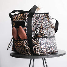 Load image into Gallery viewer, Large Lightweight Tote with Oversized Pockets